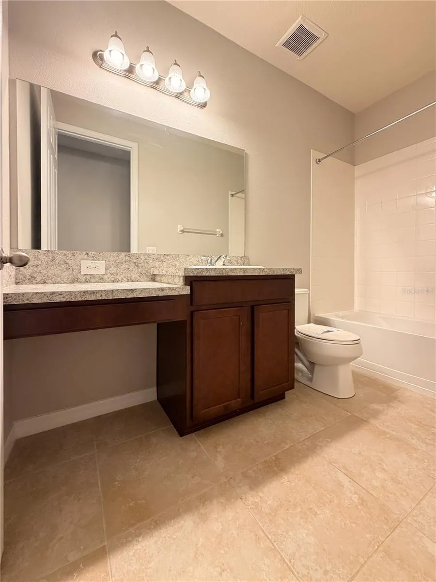 5022 SUNCATCHER DRIVE Wesley Chapel, FL 33545