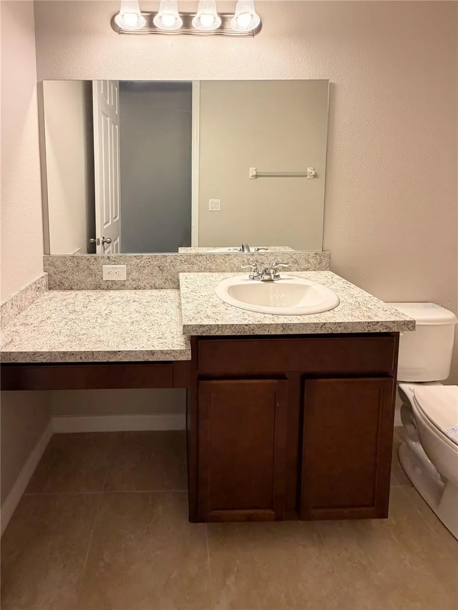 5022 SUNCATCHER DRIVE Wesley Chapel, FL 33545