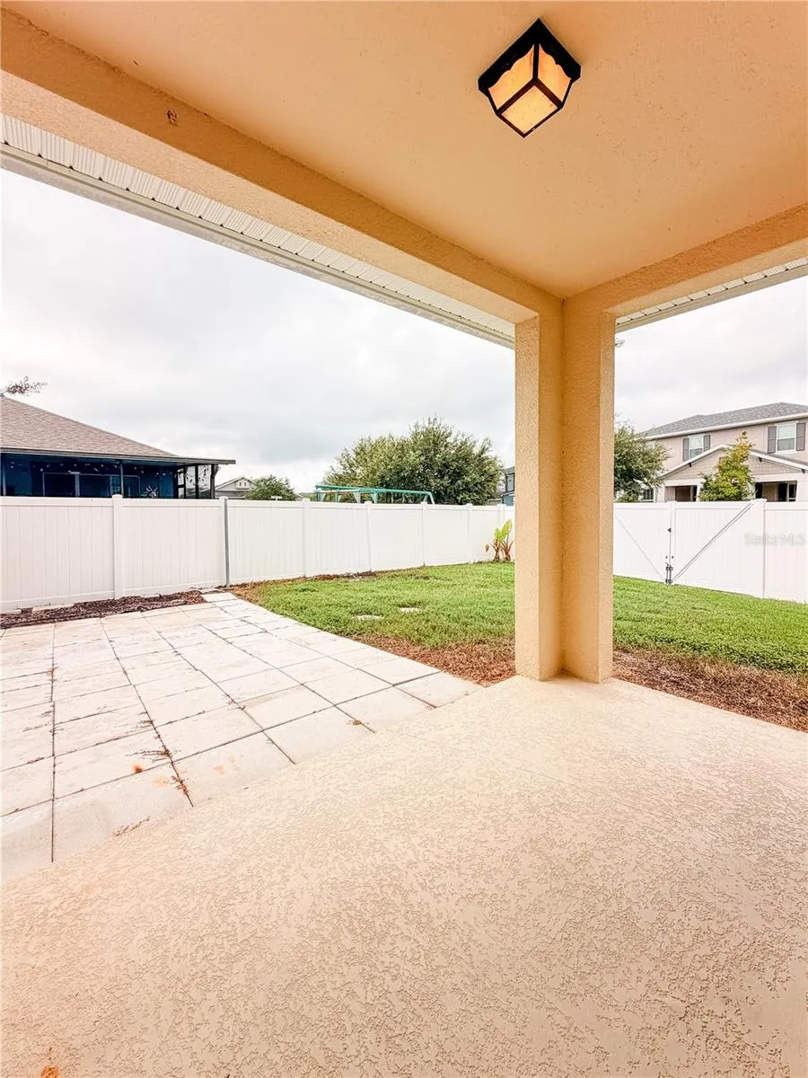 5022 SUNCATCHER DRIVE Wesley Chapel, FL 33545