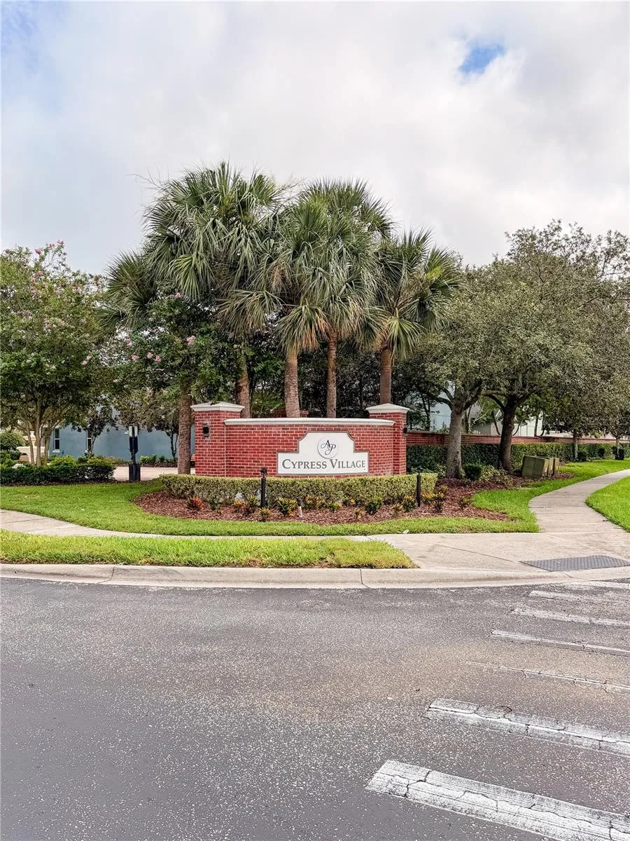 5022 SUNCATCHER DRIVE Wesley Chapel, FL 33545
