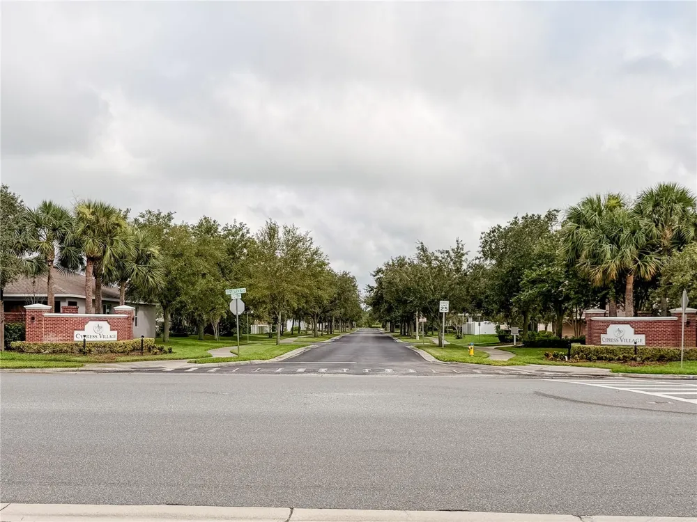 5022 SUNCATCHER DRIVE Wesley Chapel, FL 33545