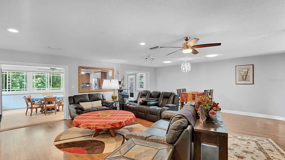 4816 GARDENBROOK LANE Orlando, FL 32821