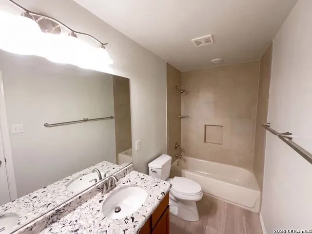 137 Deerwood Oaks Boerne, TX 78006