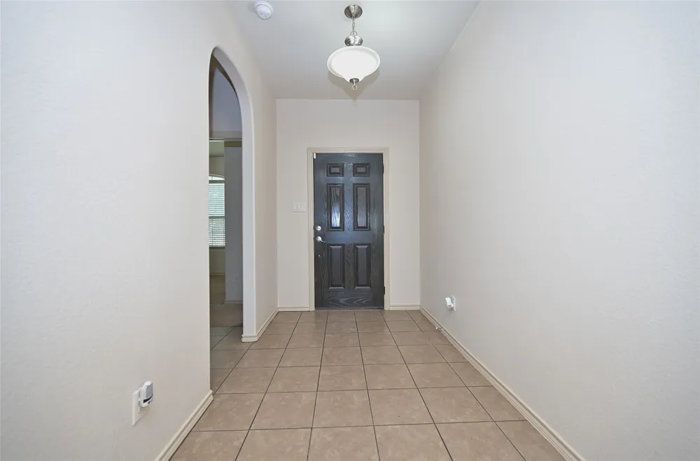 3000 Mitchell Court Arlington, TX 76010