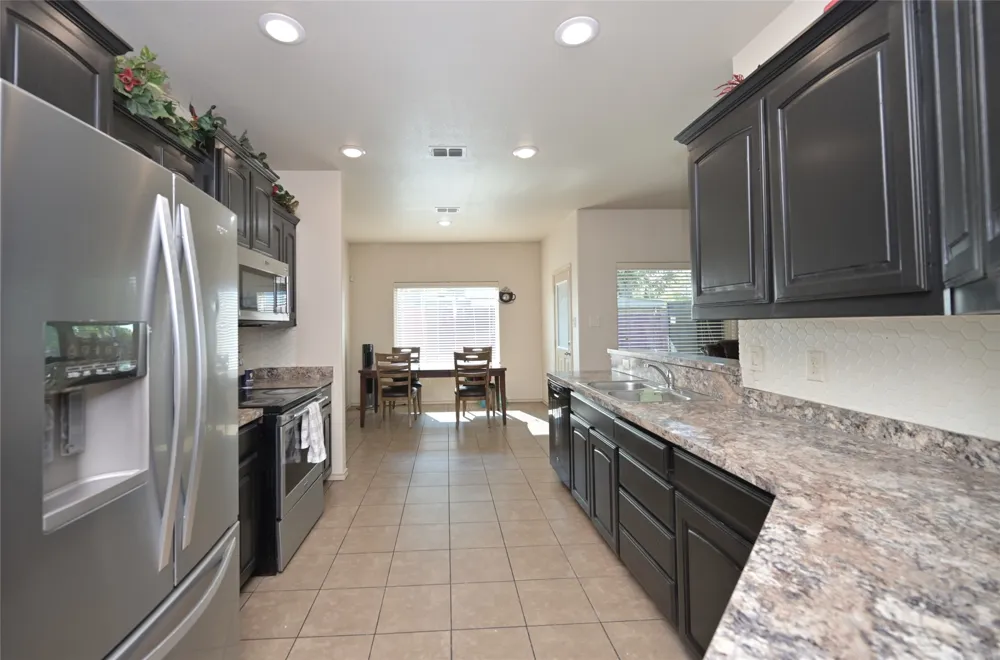 3000 Mitchell Court Arlington, TX 76010