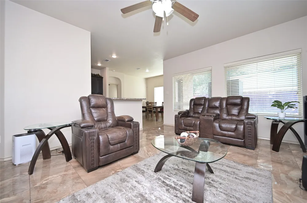 3000 Mitchell Court Arlington, TX 76010