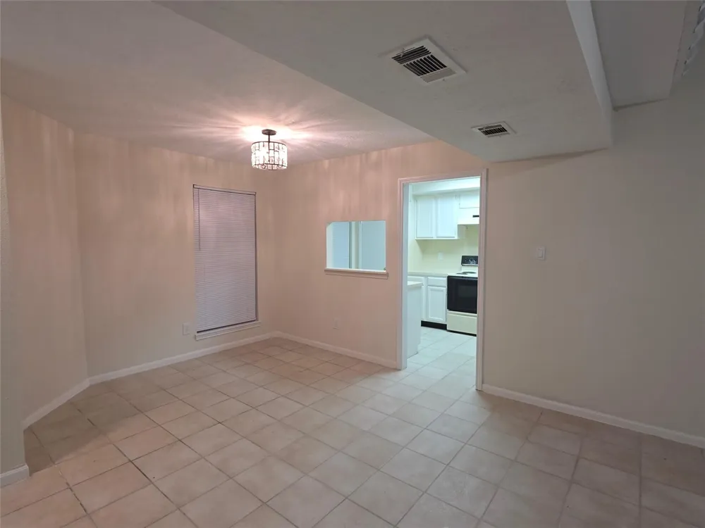 962 Sterling Green Drive S Channelview, TX 77530