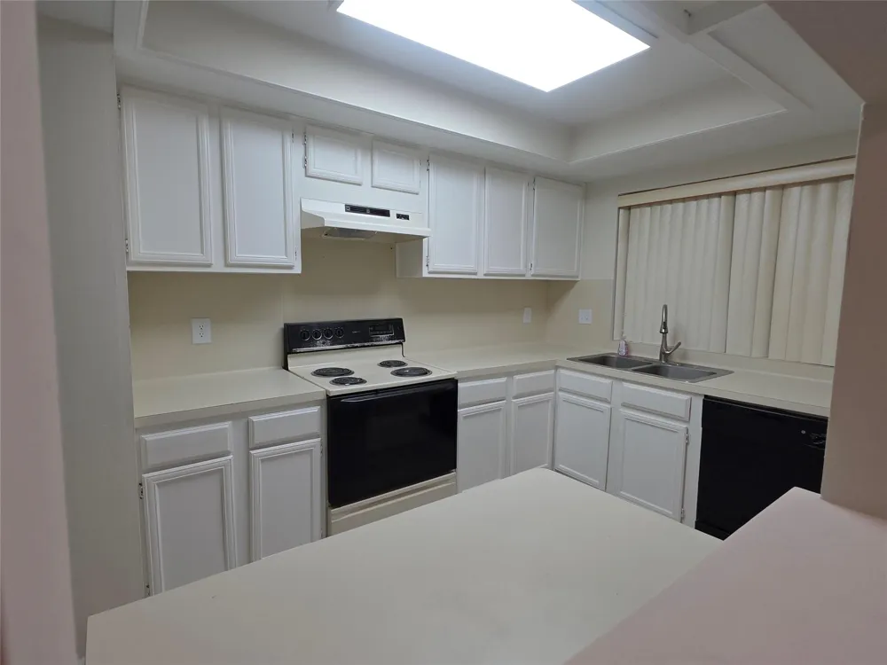962 Sterling Green Drive S Channelview, TX 77530