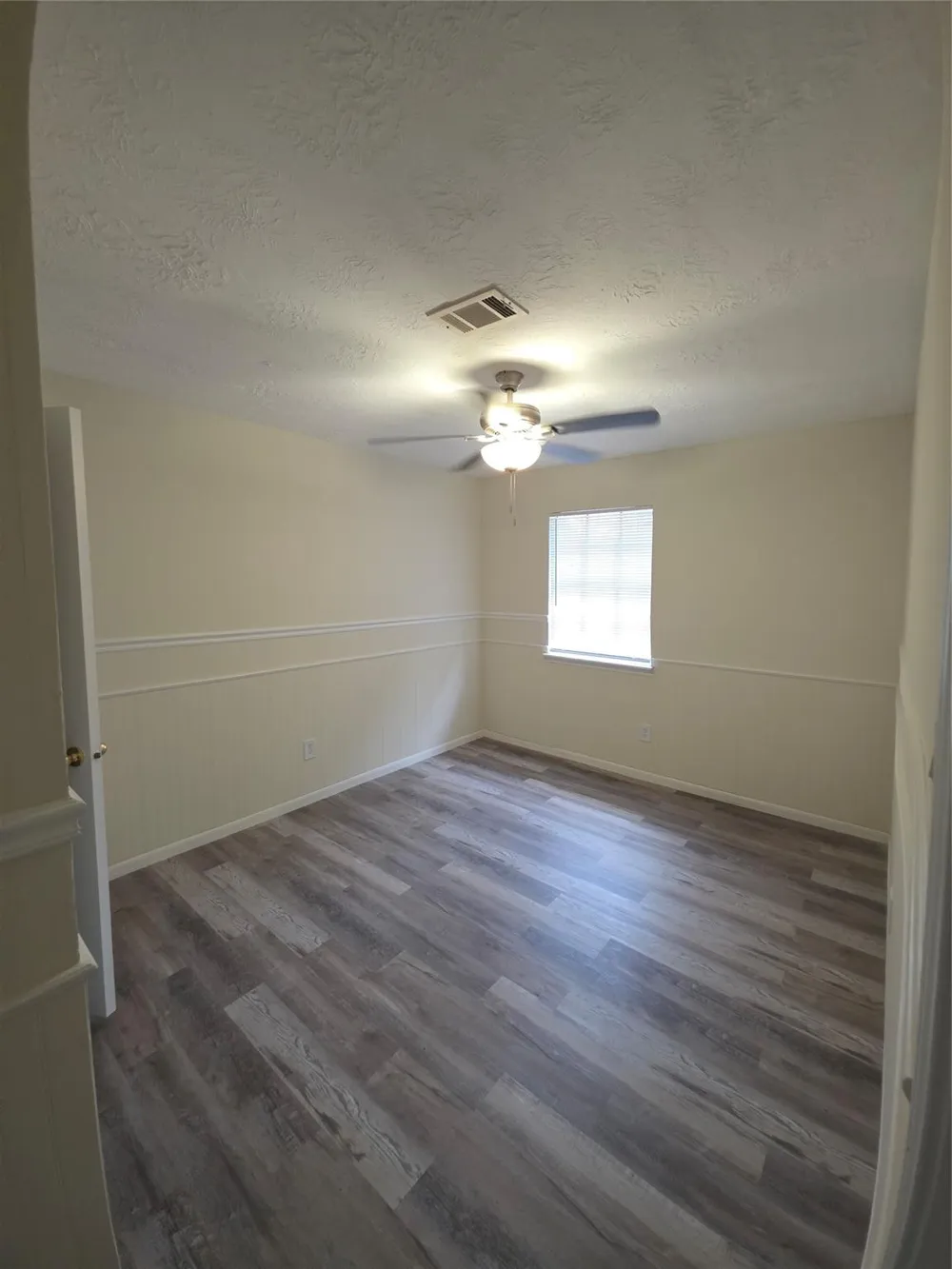 962 Sterling Green Drive S Channelview, TX 77530