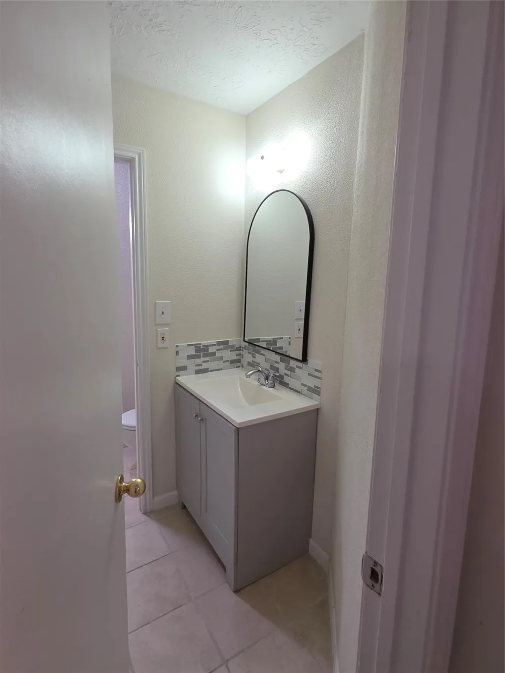 962 Sterling Green Drive S Channelview, TX 77530