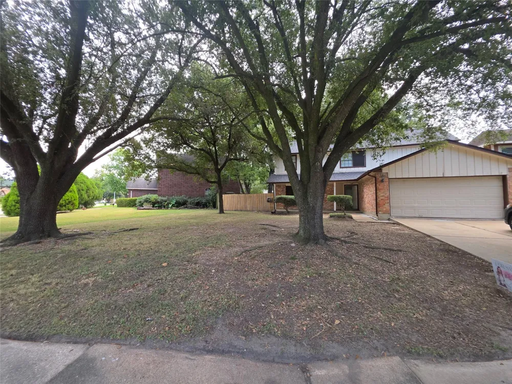 962 Sterling Green Drive S Channelview, TX 77530