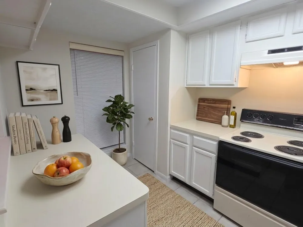962 Sterling Green Drive S Channelview, TX 77530