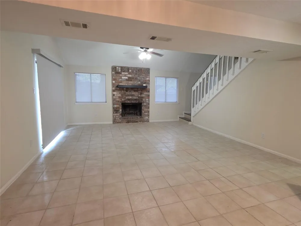 962 Sterling Green Drive S Channelview, TX 77530