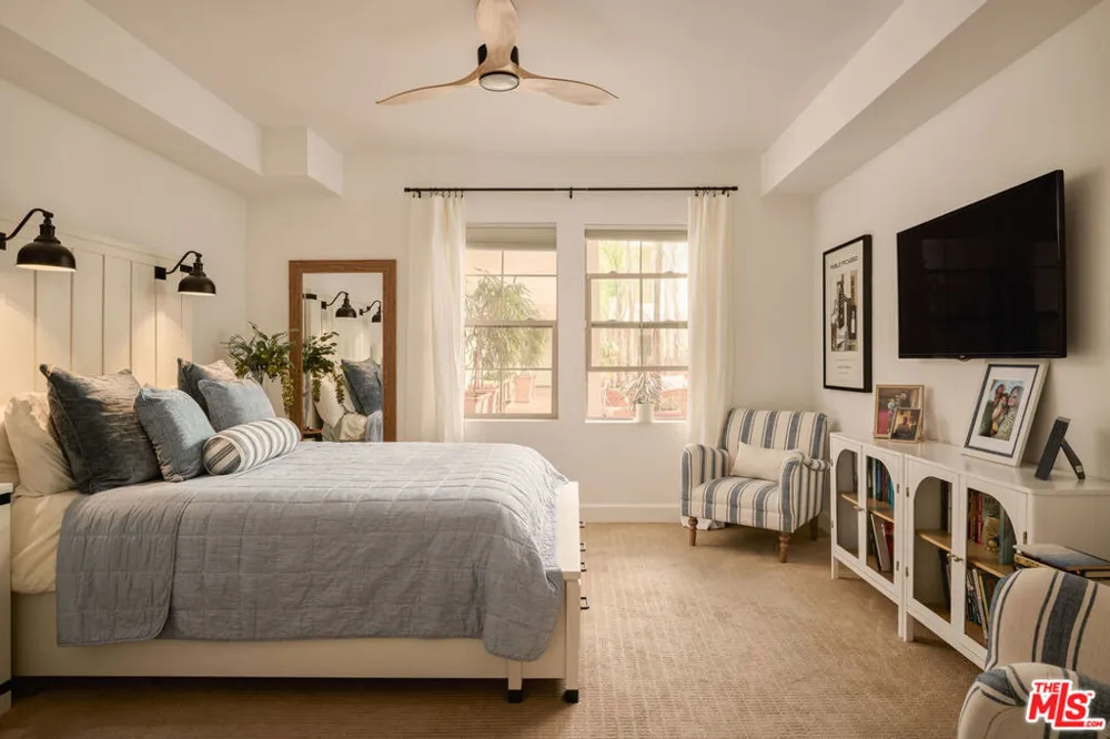 10639 Woodbridge Street #107 Toluca Lake, CA 91602