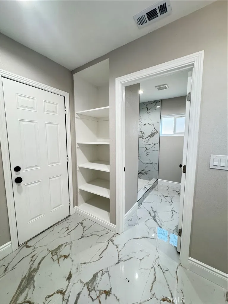 575 E Fernleaf Pomona, CA 91766