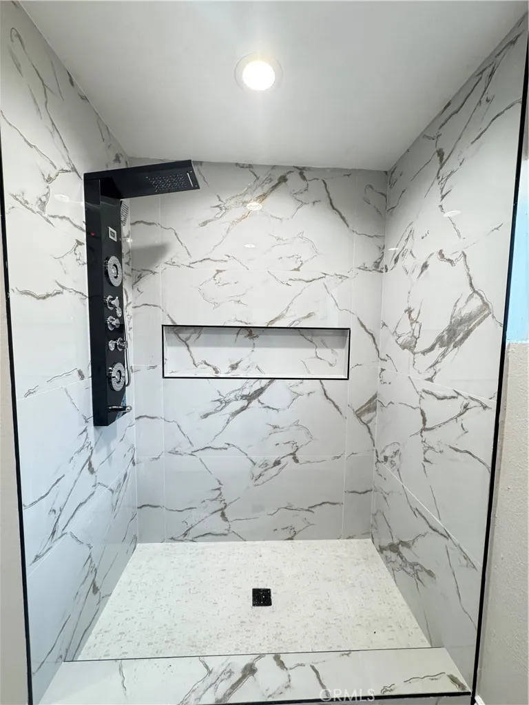 575 E Fernleaf Pomona, CA 91766