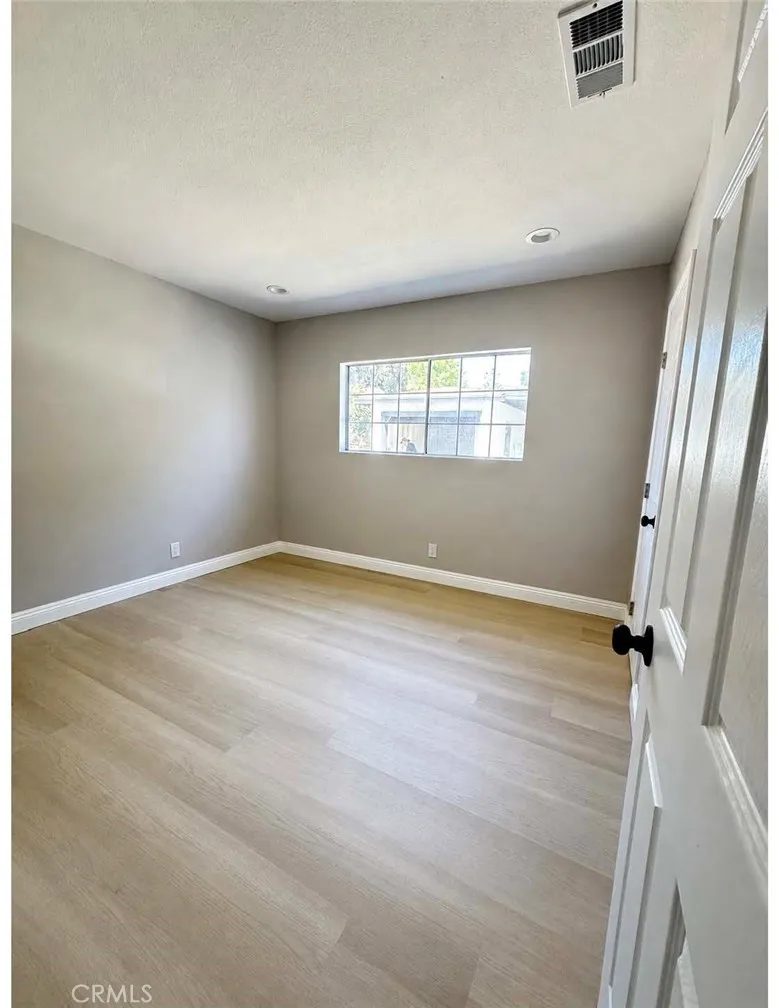 575 E Fernleaf Pomona, CA 91766