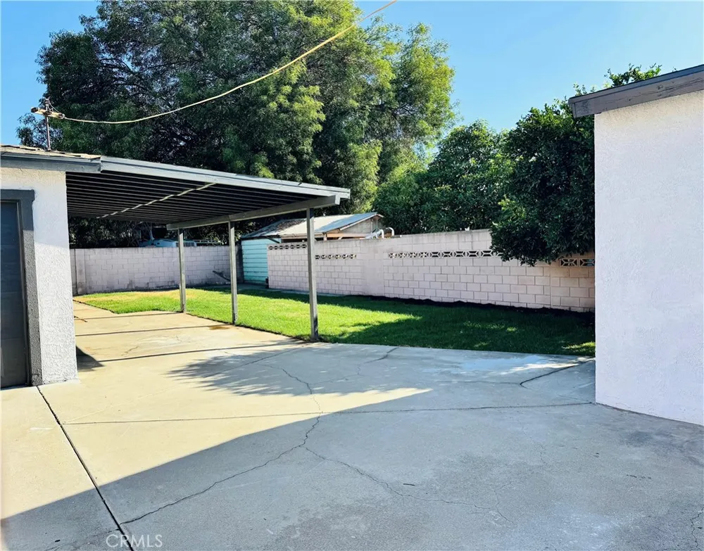 575 E Fernleaf Pomona, CA 91766