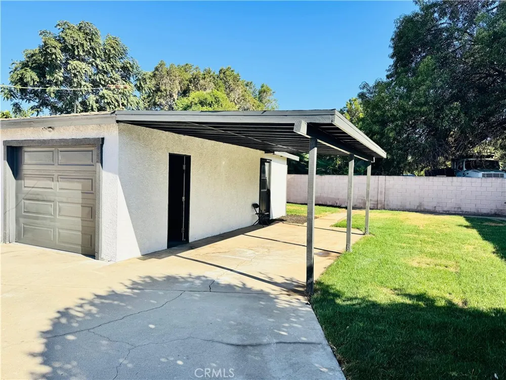 575 E Fernleaf Pomona, CA 91766