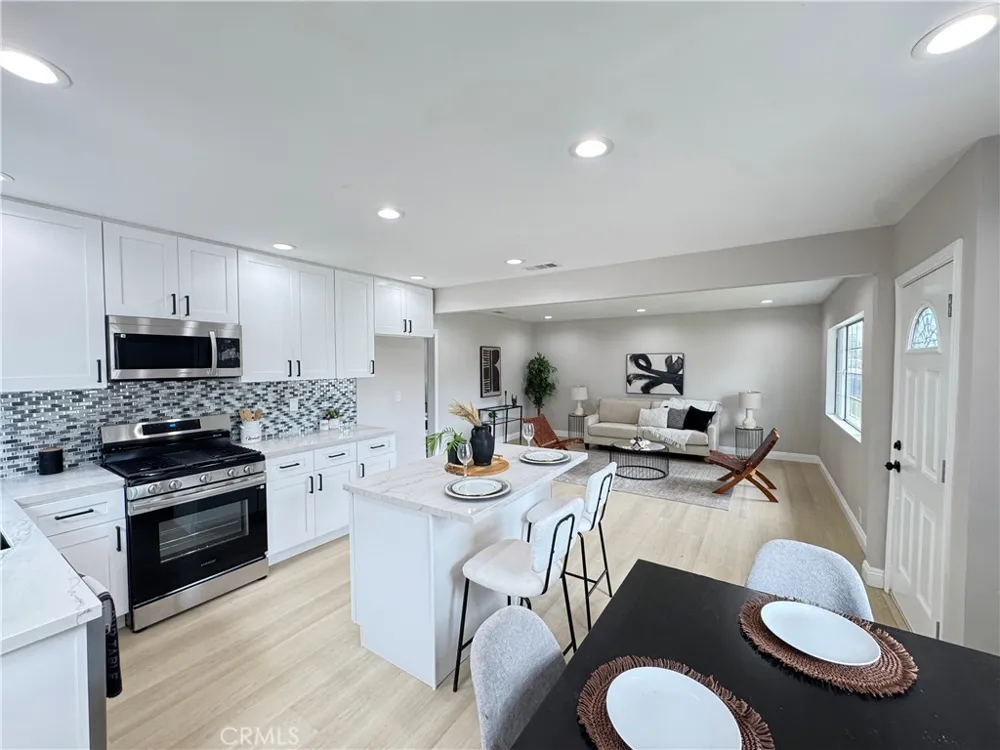 575 E Fernleaf Pomona, CA 91766
