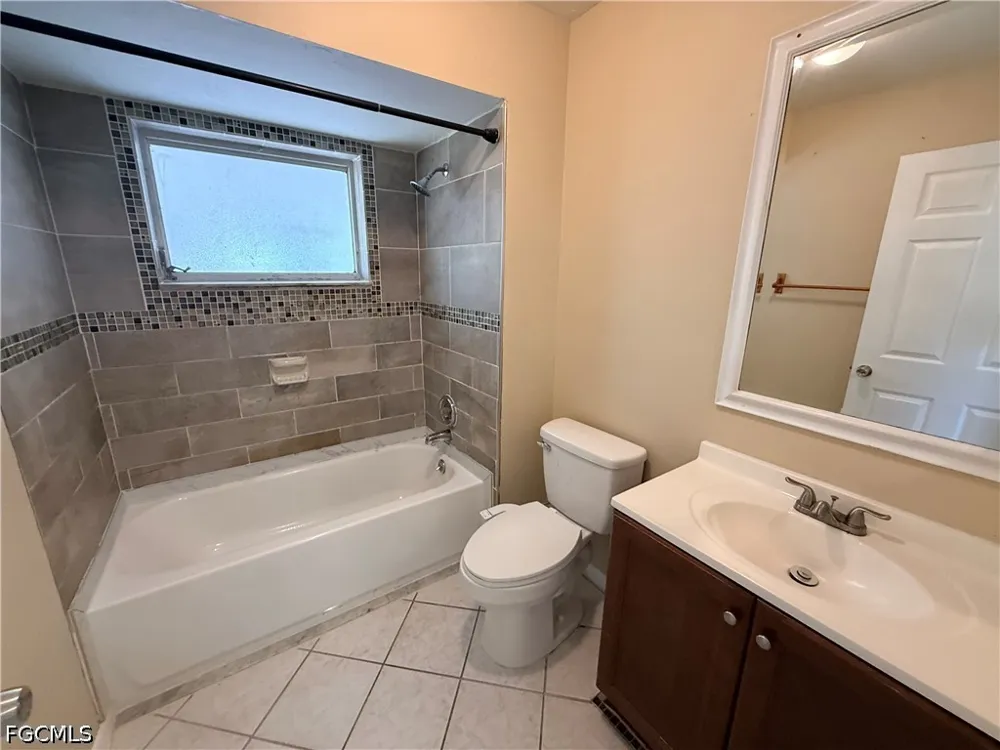 W Cypress Avenue Fort Myers, FL 33905