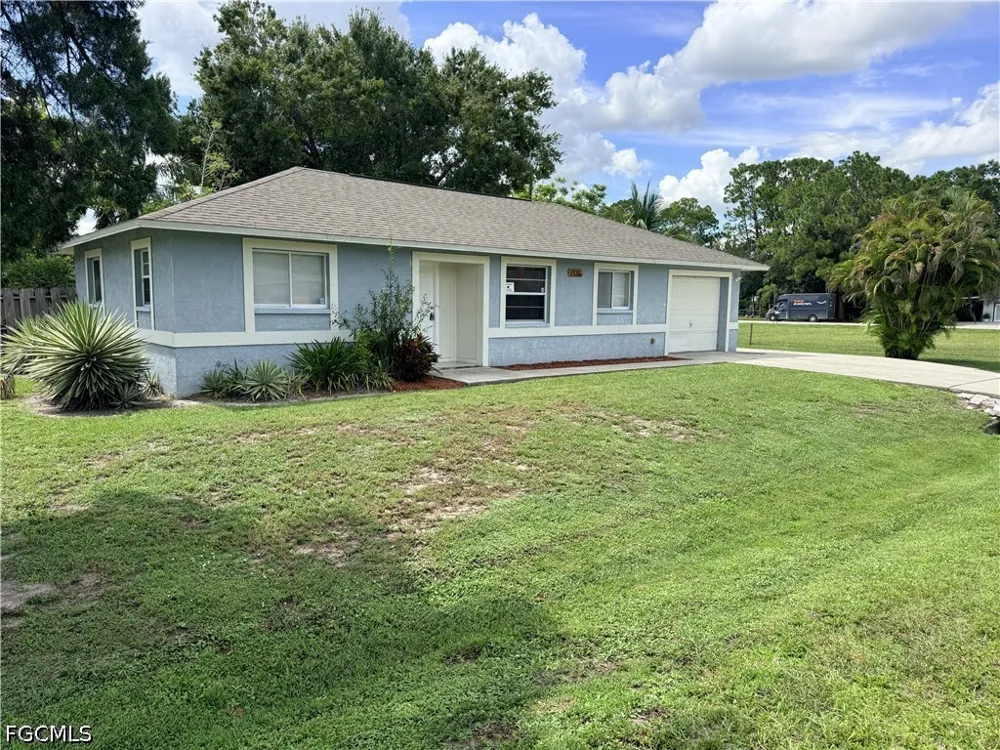 W Cypress Avenue Fort Myers, FL 33905