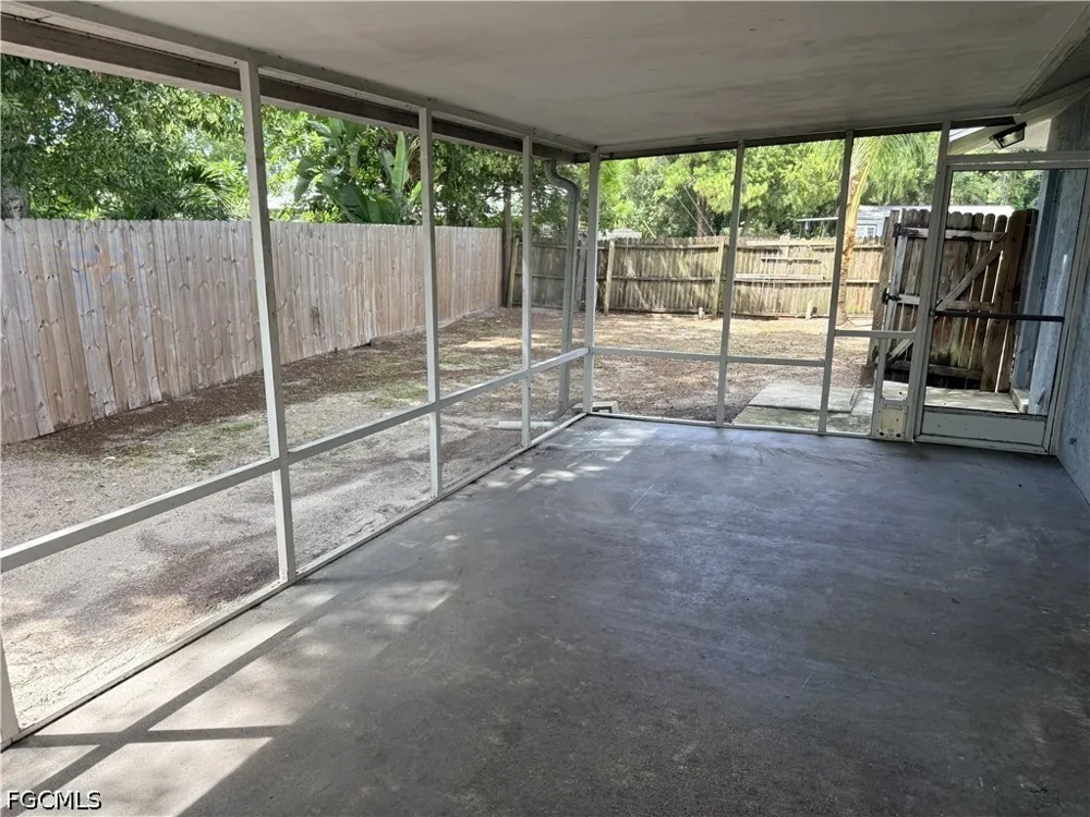 W Cypress Avenue Fort Myers, FL 33905