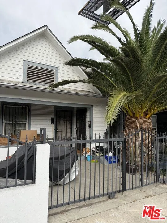 1249 W 2nd Street Los Angeles, CA 90026