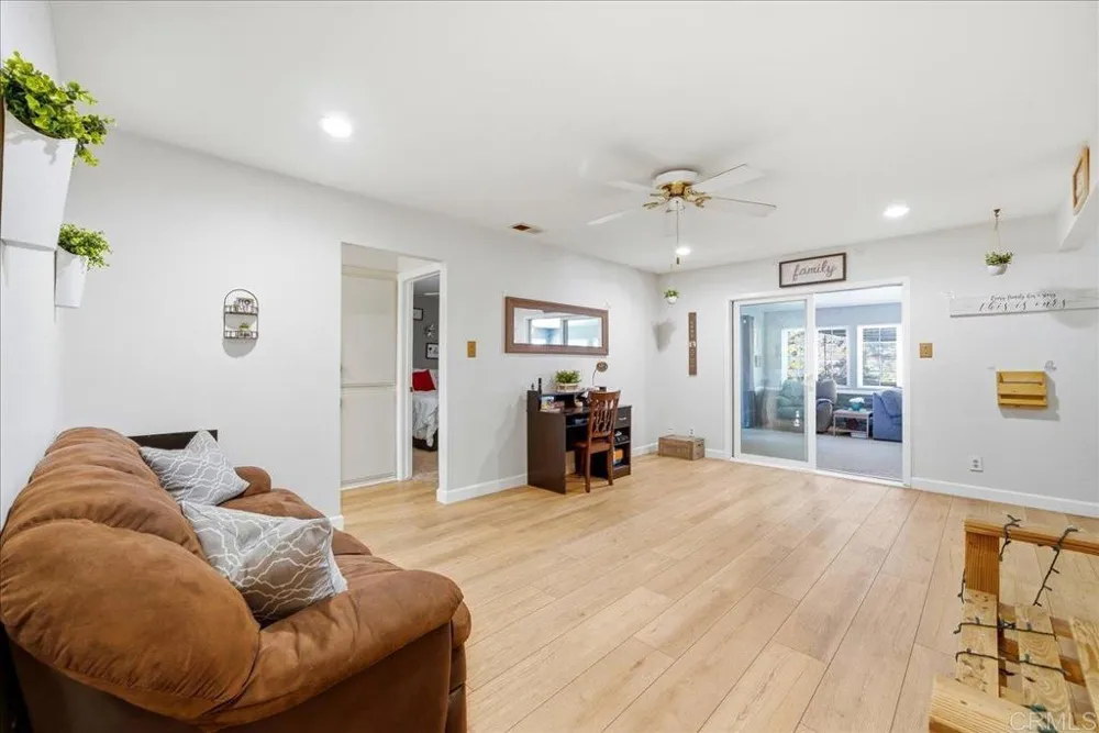 1634 Rush Avenue Vista, CA 92084