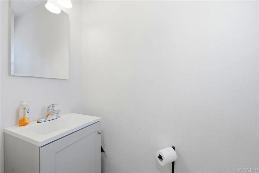 1634 Rush Avenue Vista, CA 92084