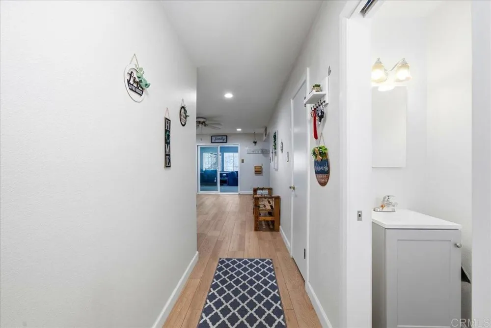 1634 Rush Avenue Vista, CA 92084