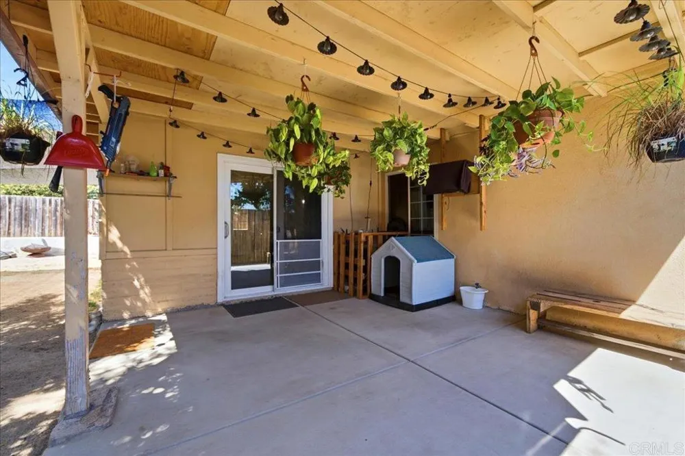 1634 Rush Avenue Vista, CA 92084
