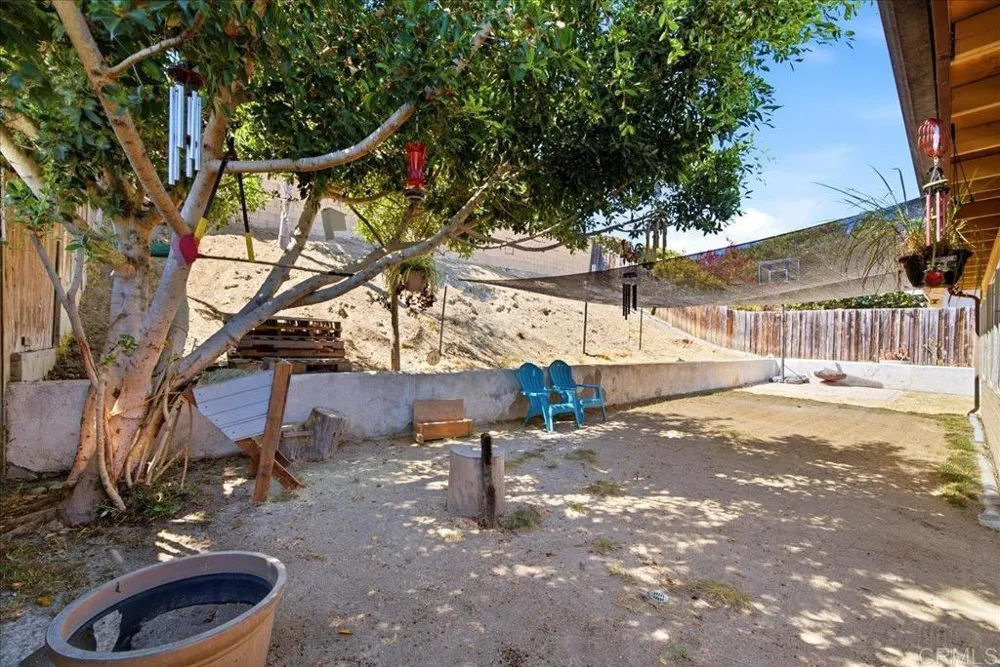 1634 Rush Avenue Vista, CA 92084