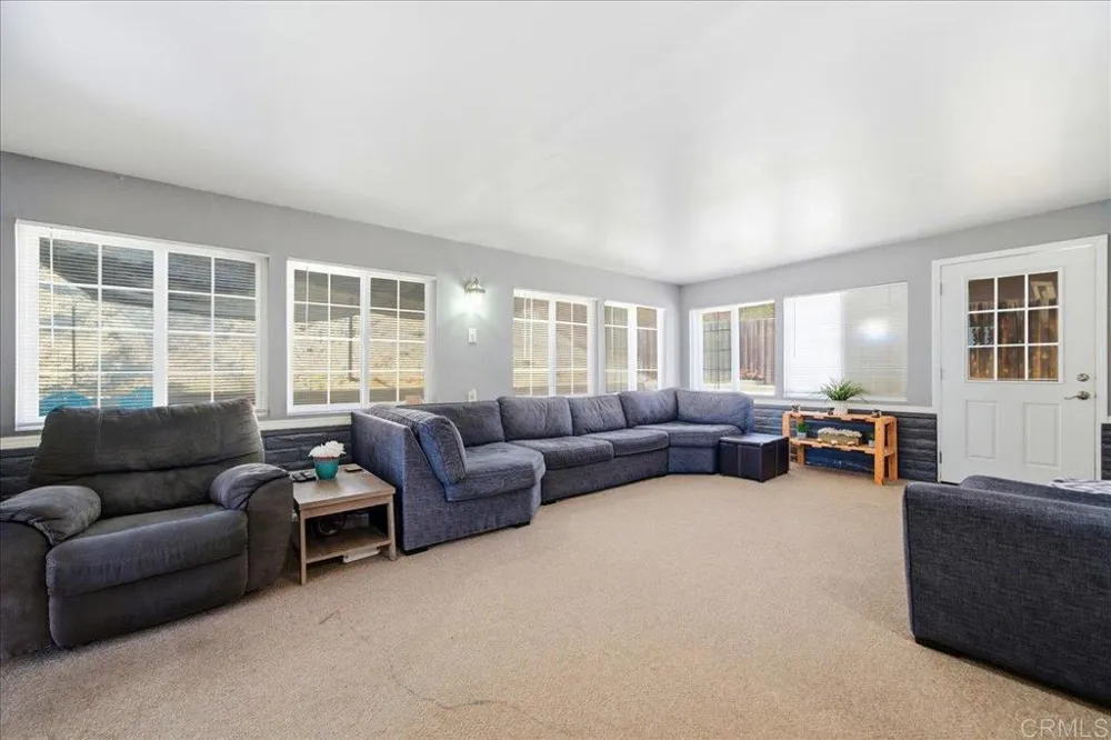 1634 Rush Avenue Vista, CA 92084