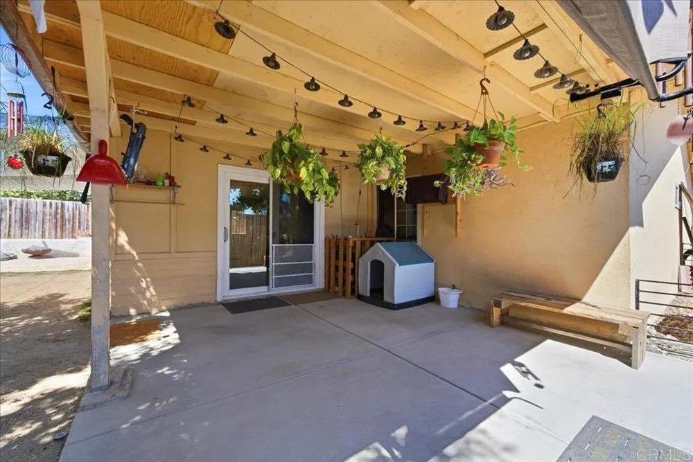 1634 Rush Avenue Vista, CA 92084