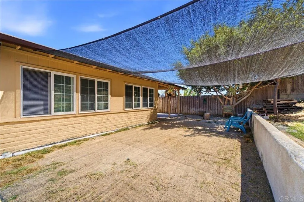 1634 Rush Avenue Vista, CA 92084