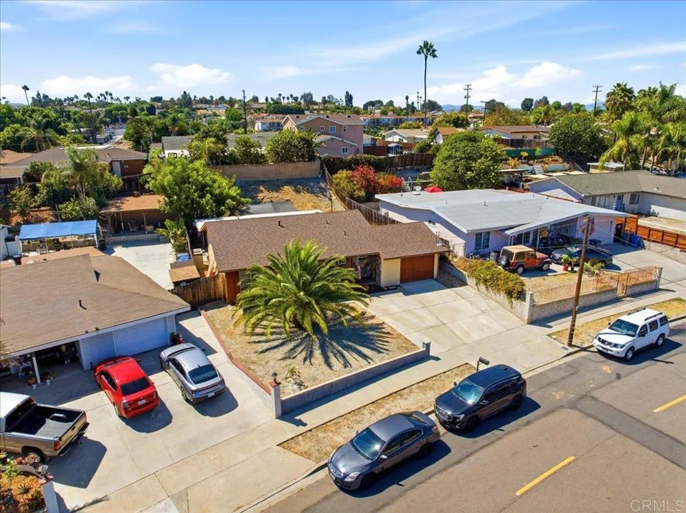 1634 Rush Avenue Vista, CA 92084