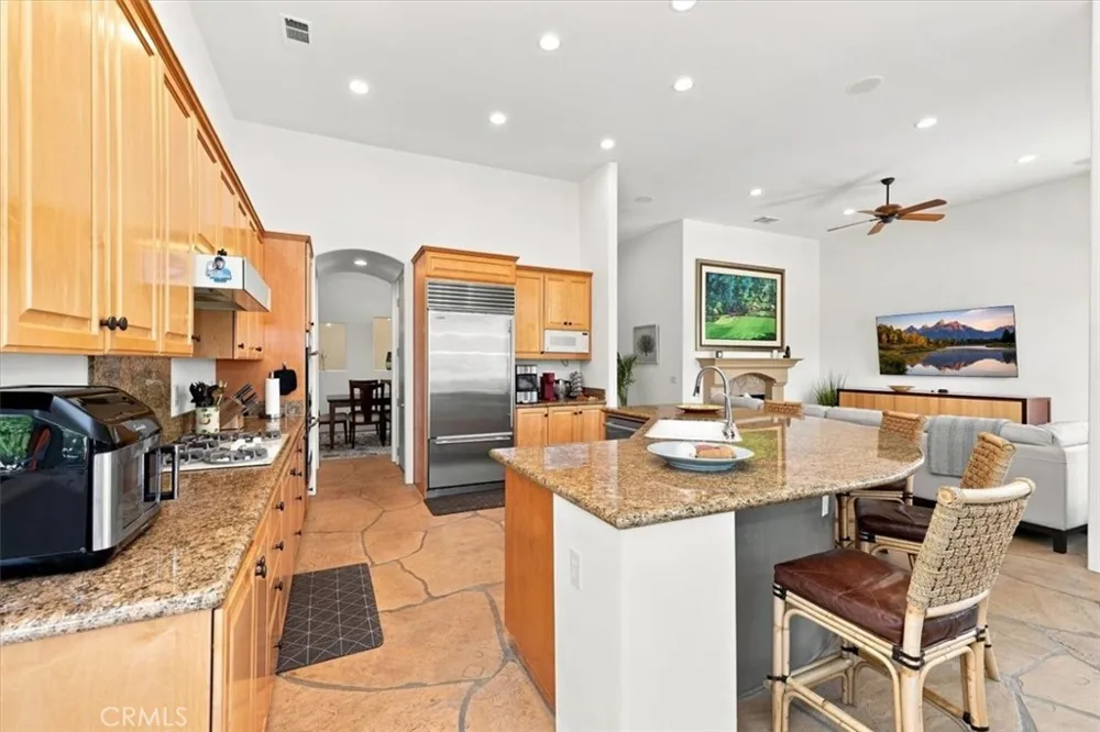 57211 Medinah La Quinta, CA 92253