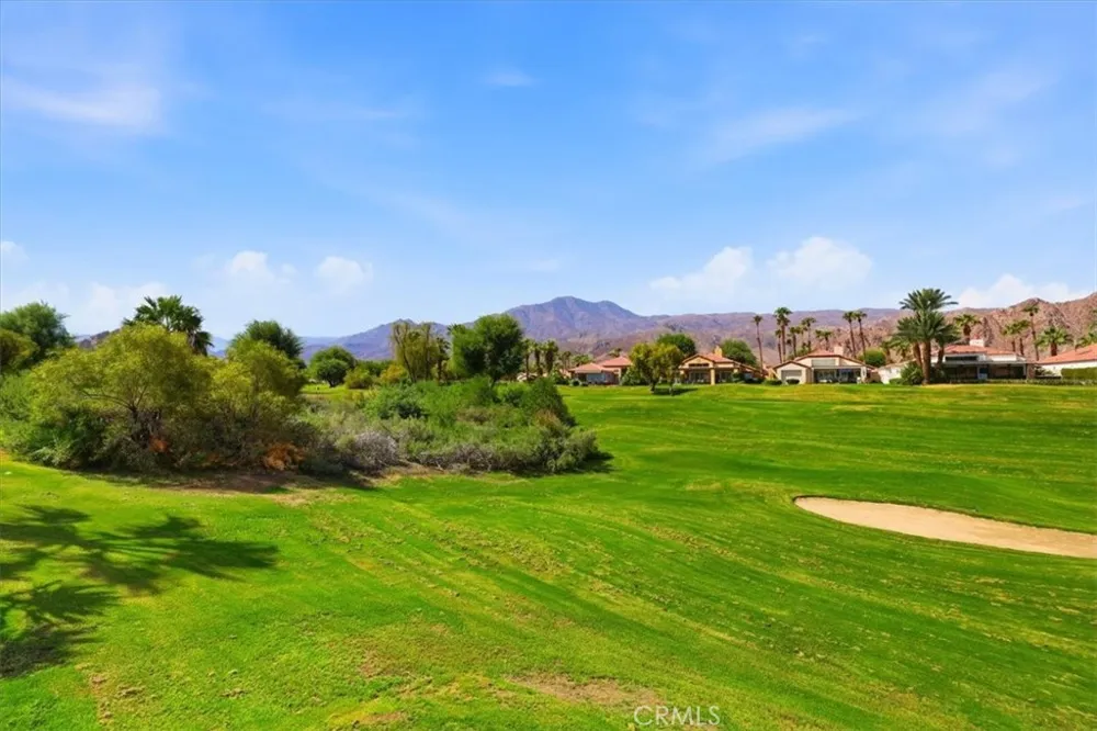 57211 Medinah La Quinta, CA 92253