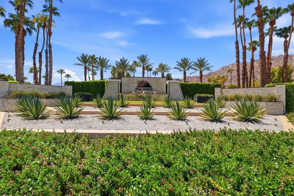 57211 Medinah La Quinta, CA 92253