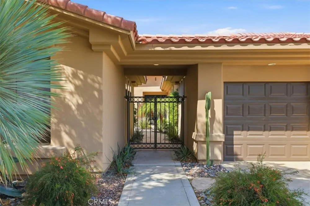 57211 Medinah La Quinta, CA 92253