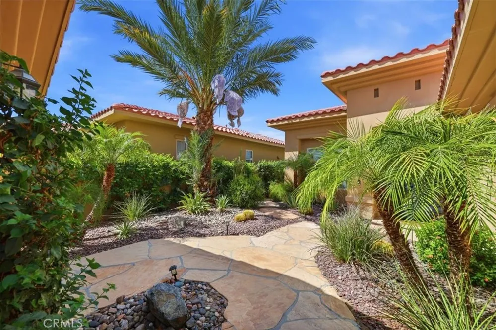 57211 Medinah La Quinta, CA 92253