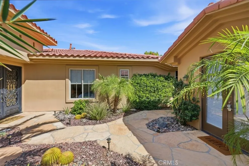 57211 Medinah La Quinta, CA 92253