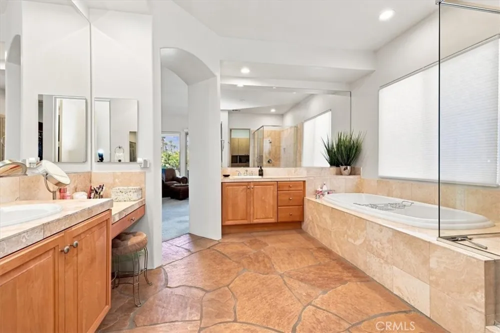 57211 Medinah La Quinta, CA 92253