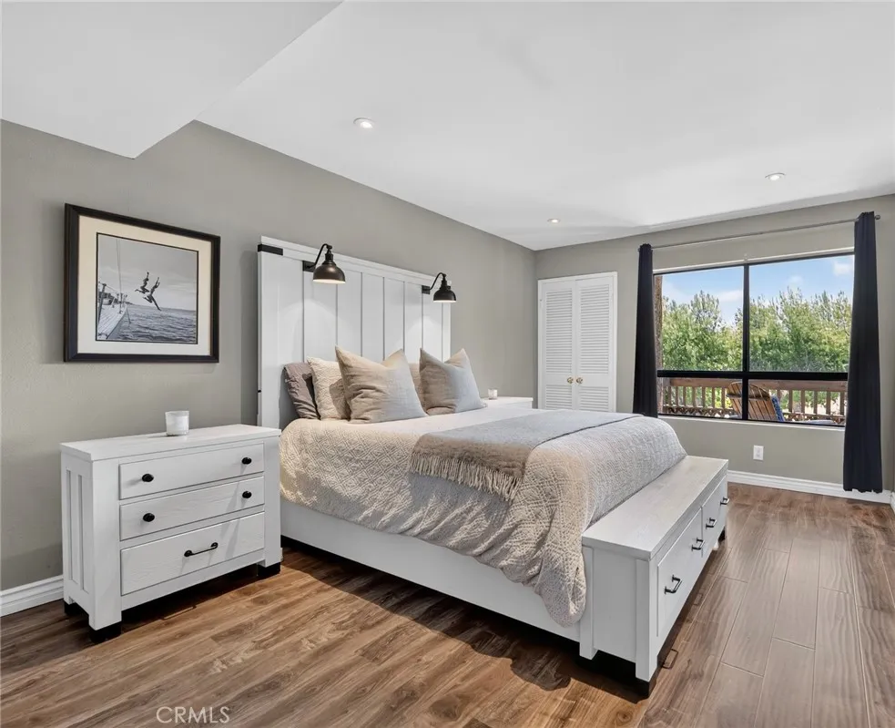 22100 Burbank Boulevard #333-D Woodland Hills, CA 91367