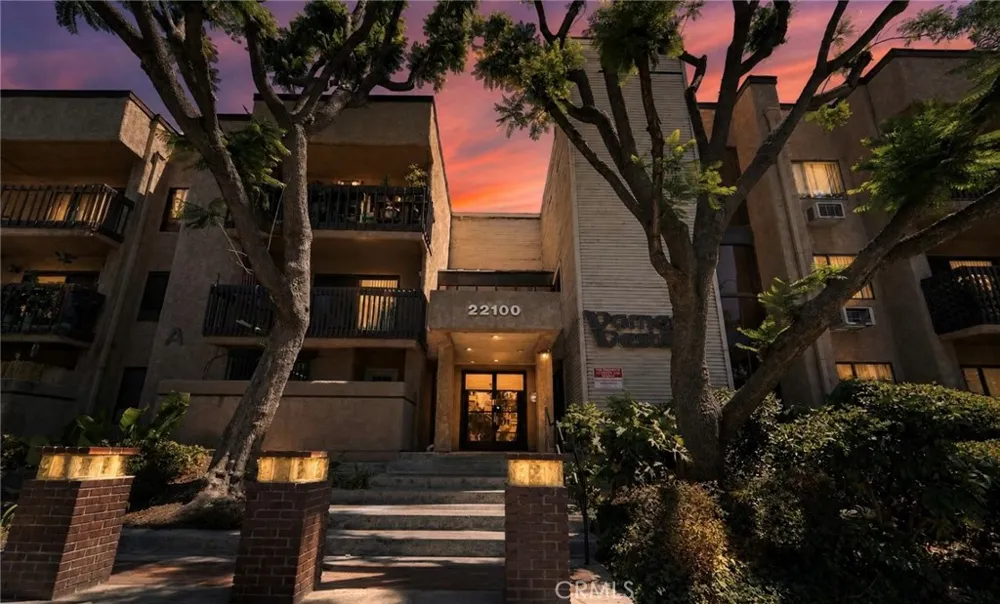 22100 Burbank Boulevard #333-D Woodland Hills, CA 91367