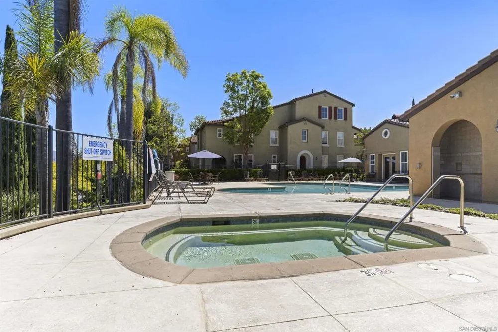 7885 Via Montebello #2 San Diego, CA 92129