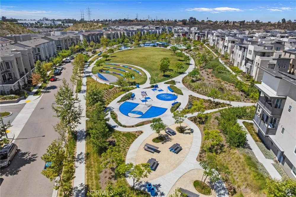 10951 Lotta Court San Diego, CA 92126