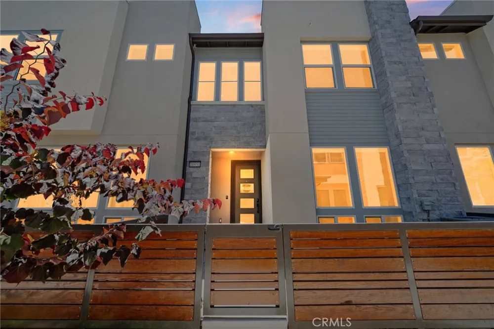 10951 Lotta Court San Diego, CA 92126