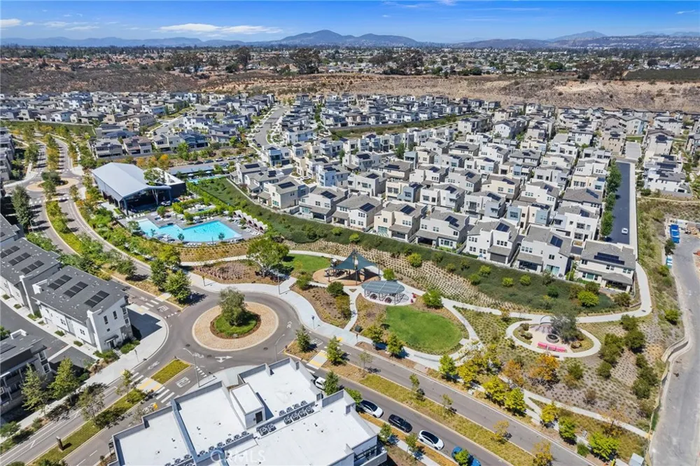 10951 Lotta Court San Diego, CA 92126